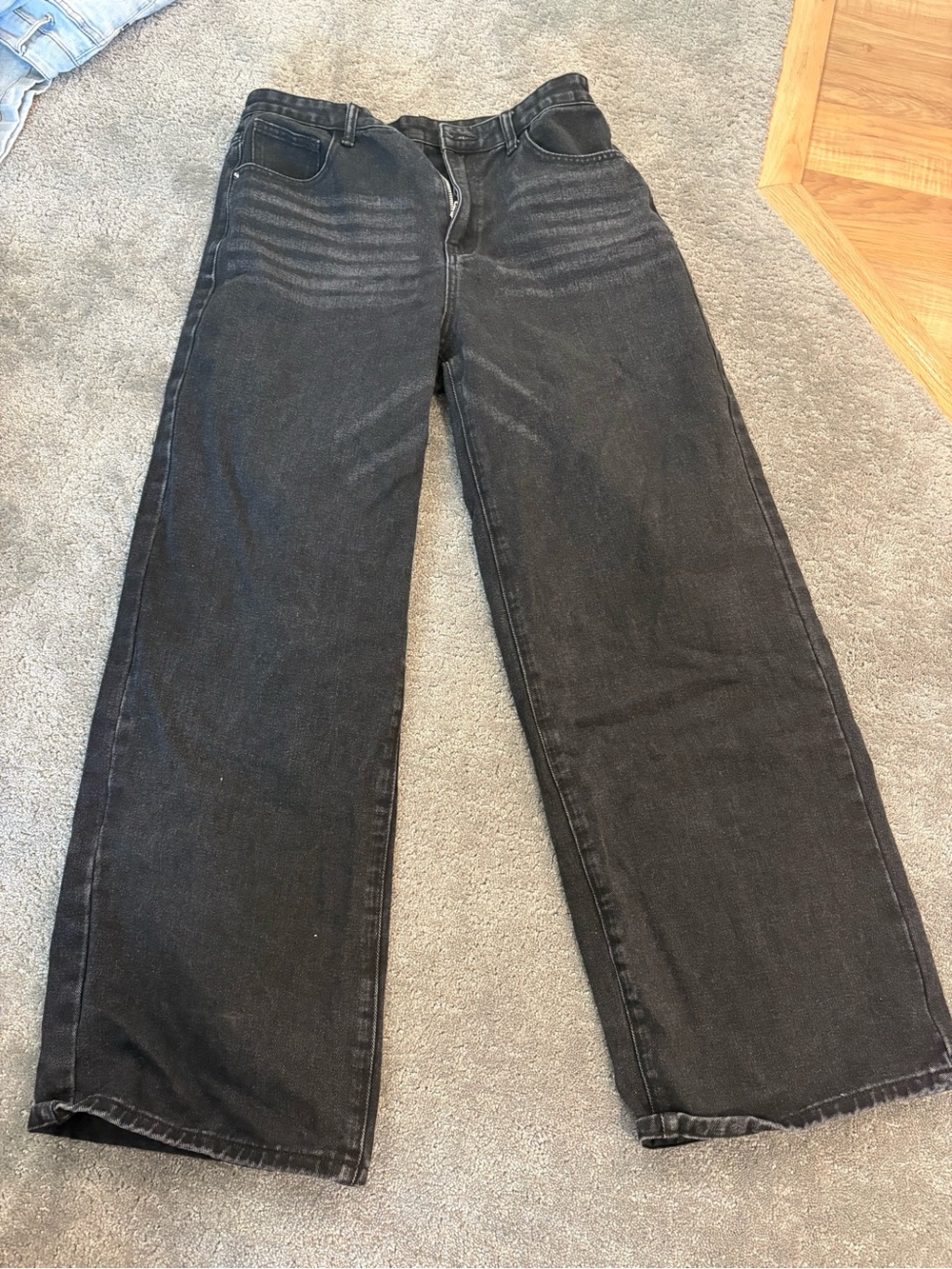 Black Wide-Leg Jeans